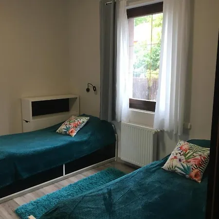 Lägenhet Jazminvirag Apartman